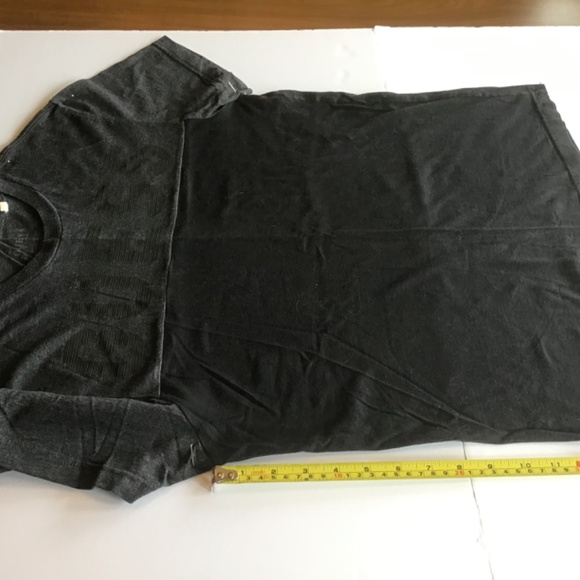 Guess signature men T-shirt gray & black size M. Short Sleeve - Picture 7 of 9